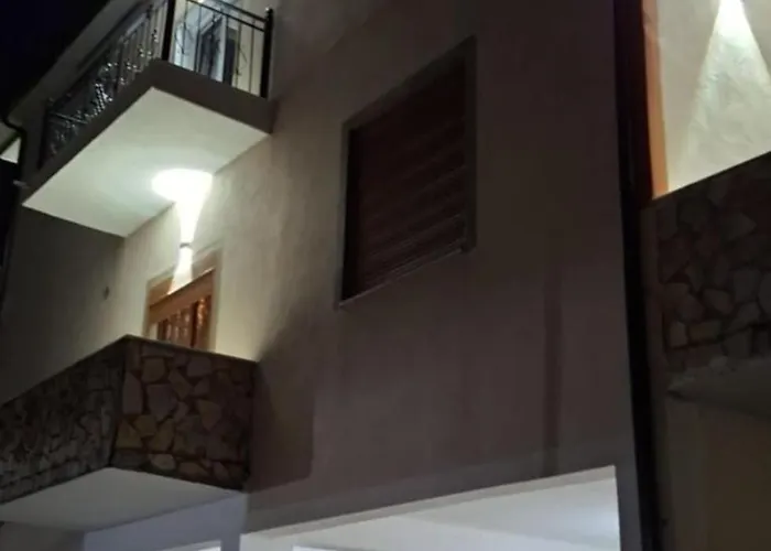 Berati Appartement Golem (Tirana)